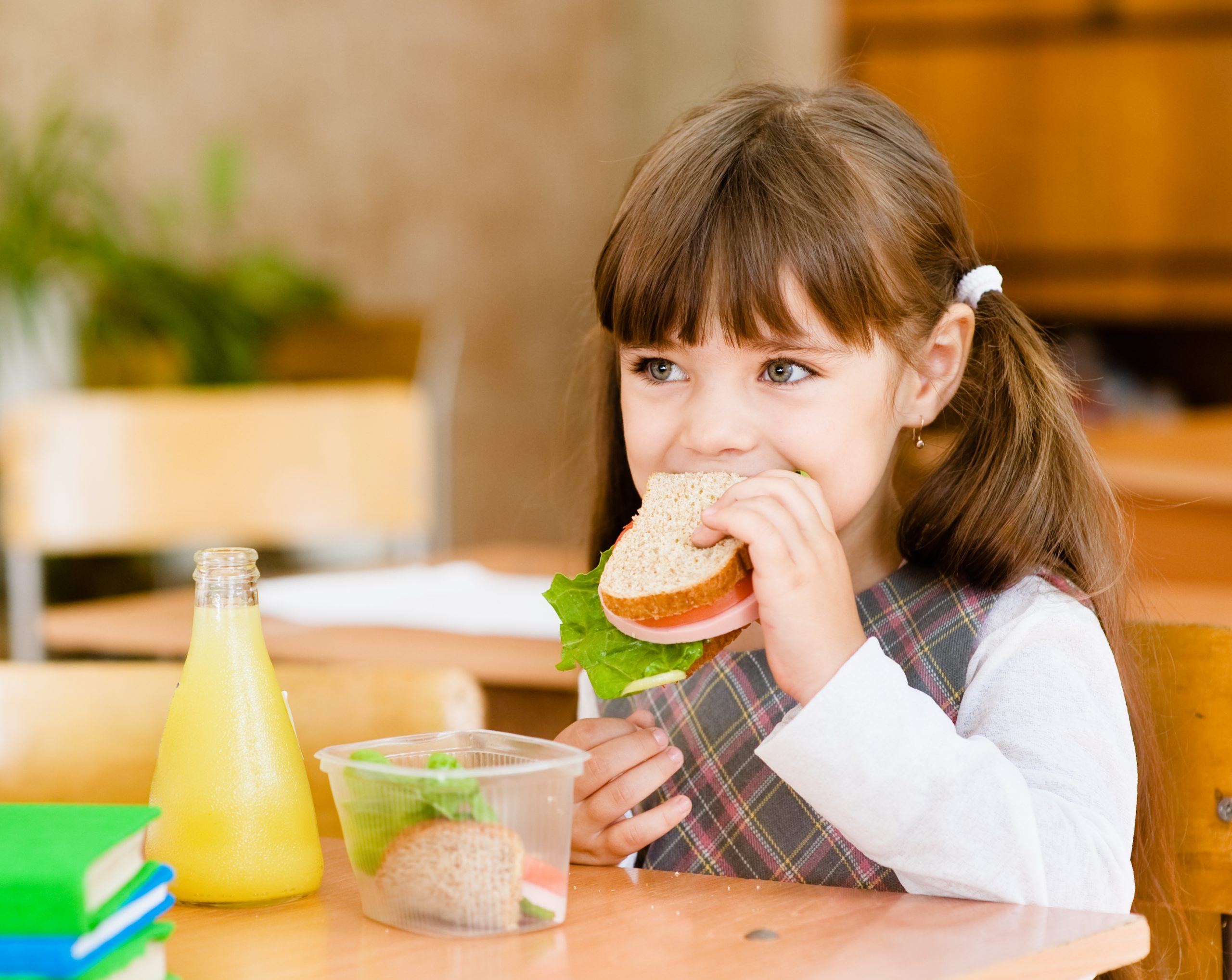 How Do You Say Eat Your Lunch In Spanish